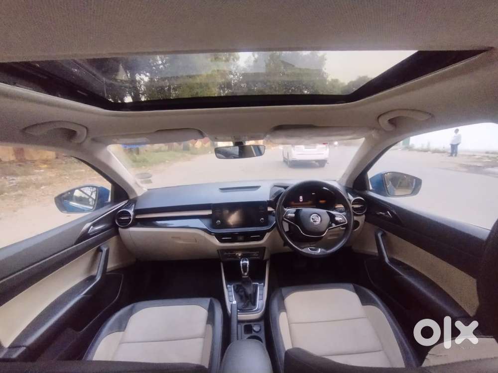 Skoda Slavia 1.0 Tsi Style At, 2022, Petrol