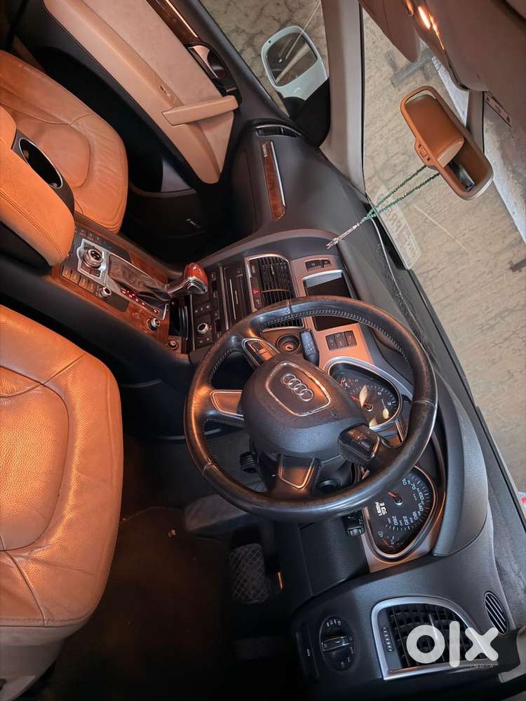 Audi Q7 2011 Diesel 143000 Km Driven