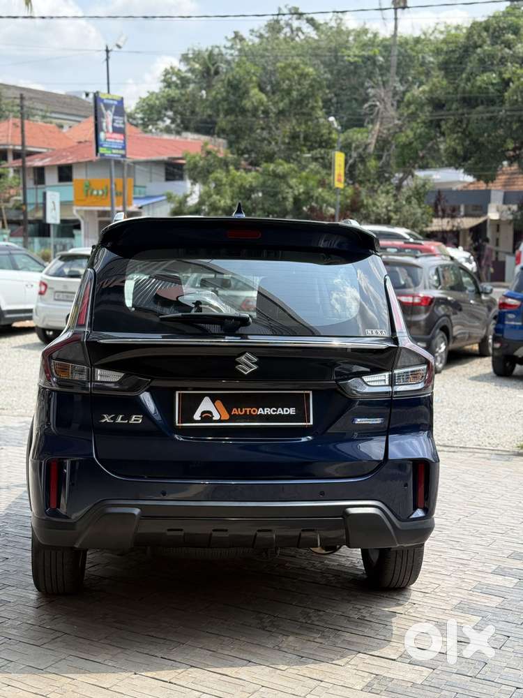 Maruti Suzuki Xl6 1.5 Zeta At, 2024, Petrol