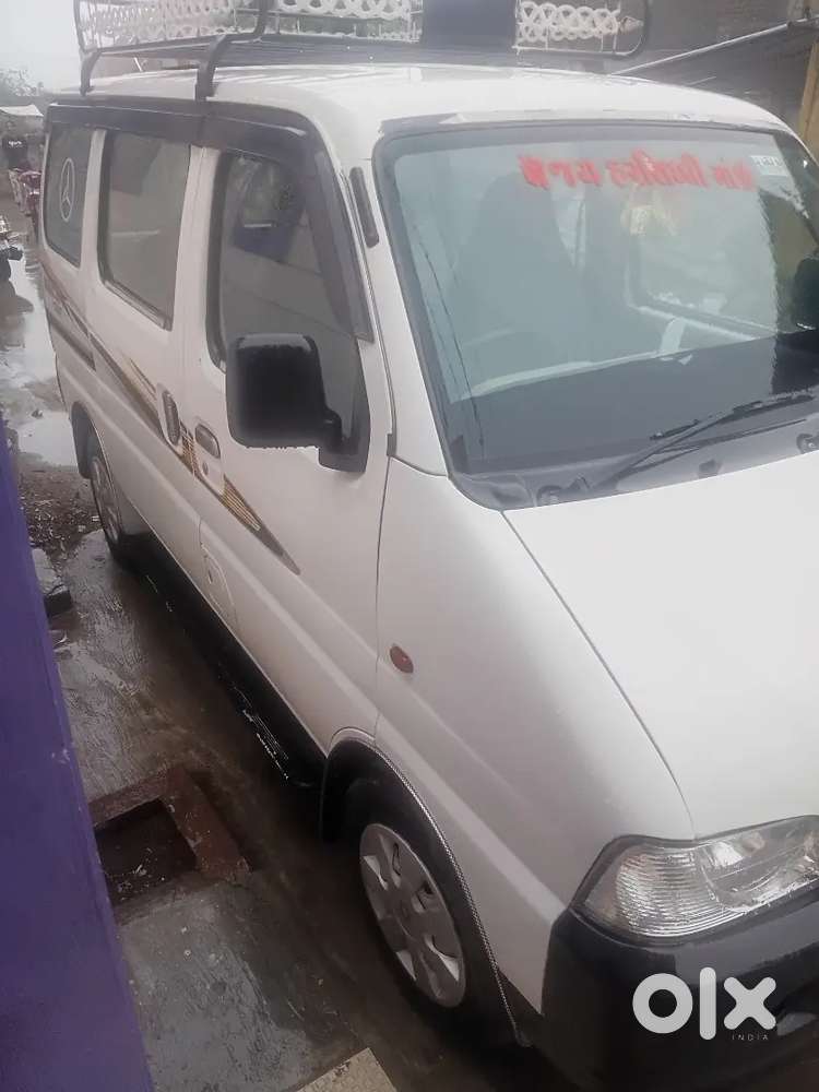 Ghargharav Gadi Che Pata Ma Chalaveli Nathi