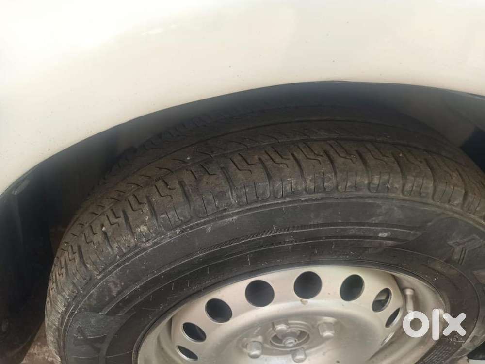 Maruti Suzuki Swift Dzire Tour 2016 Diesel Well Maintained