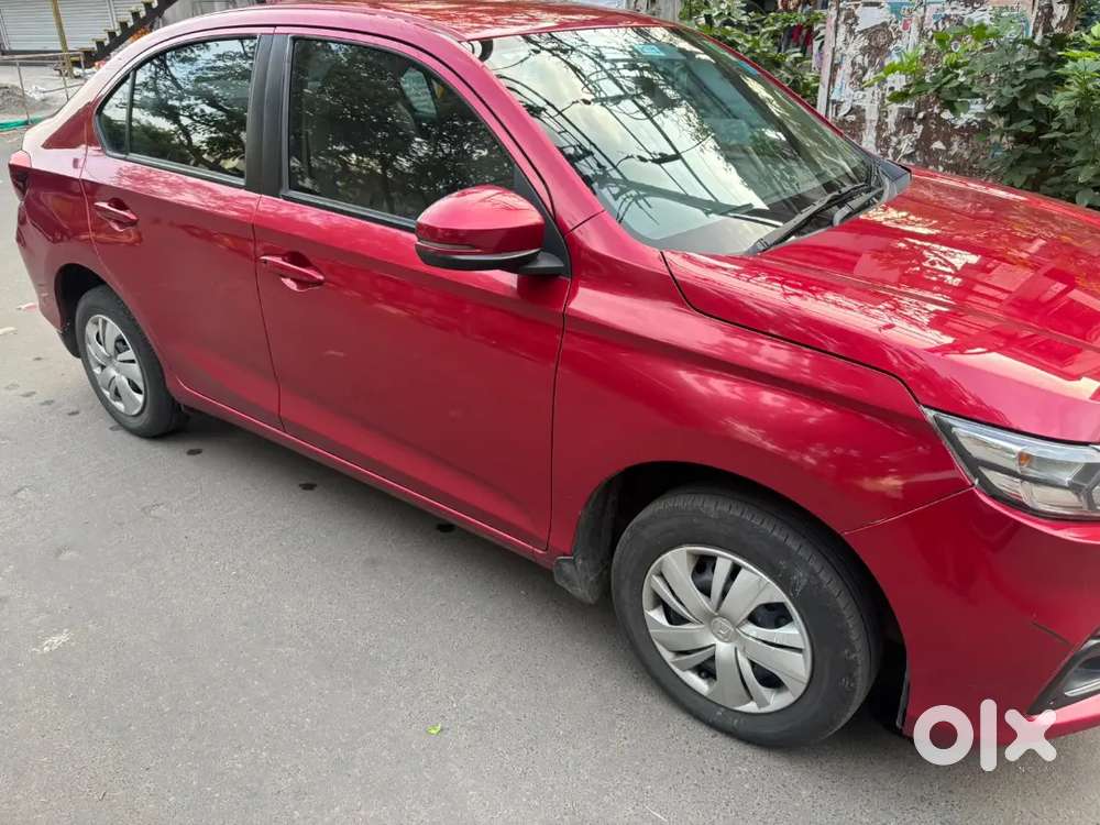 Honda Amaze Petrol..low Mileage
