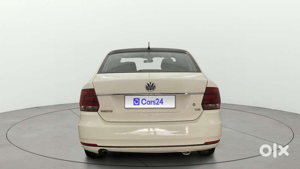 Volkswagen Vento 1.2 Tsi Comfortline At, 2016, Petrol