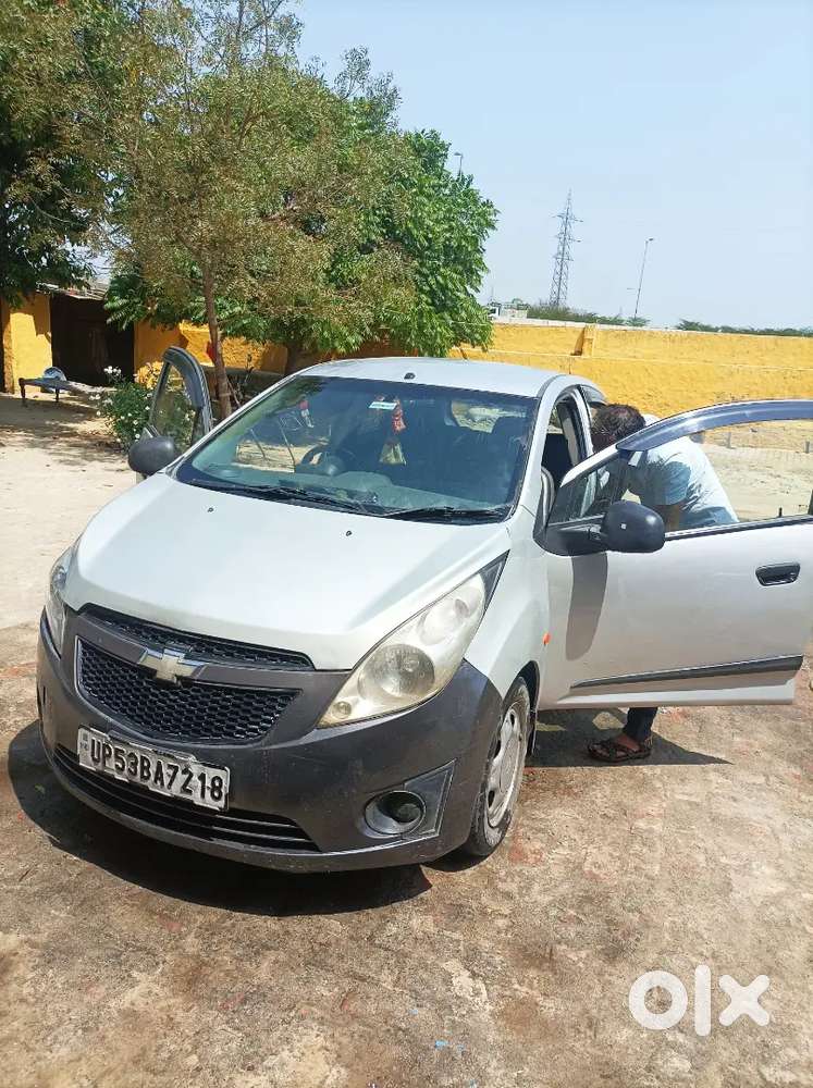 Chevrolet Beat Petrol 2012