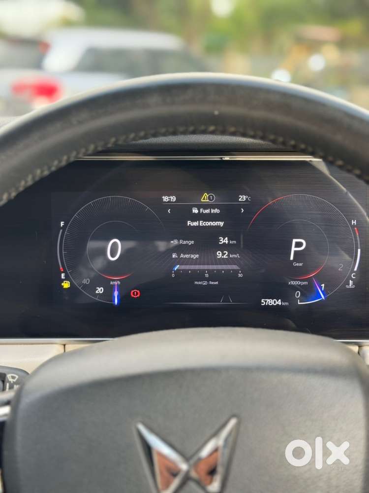 Mahindra Xuv700 2022 Petrol 57000 Km Driven
