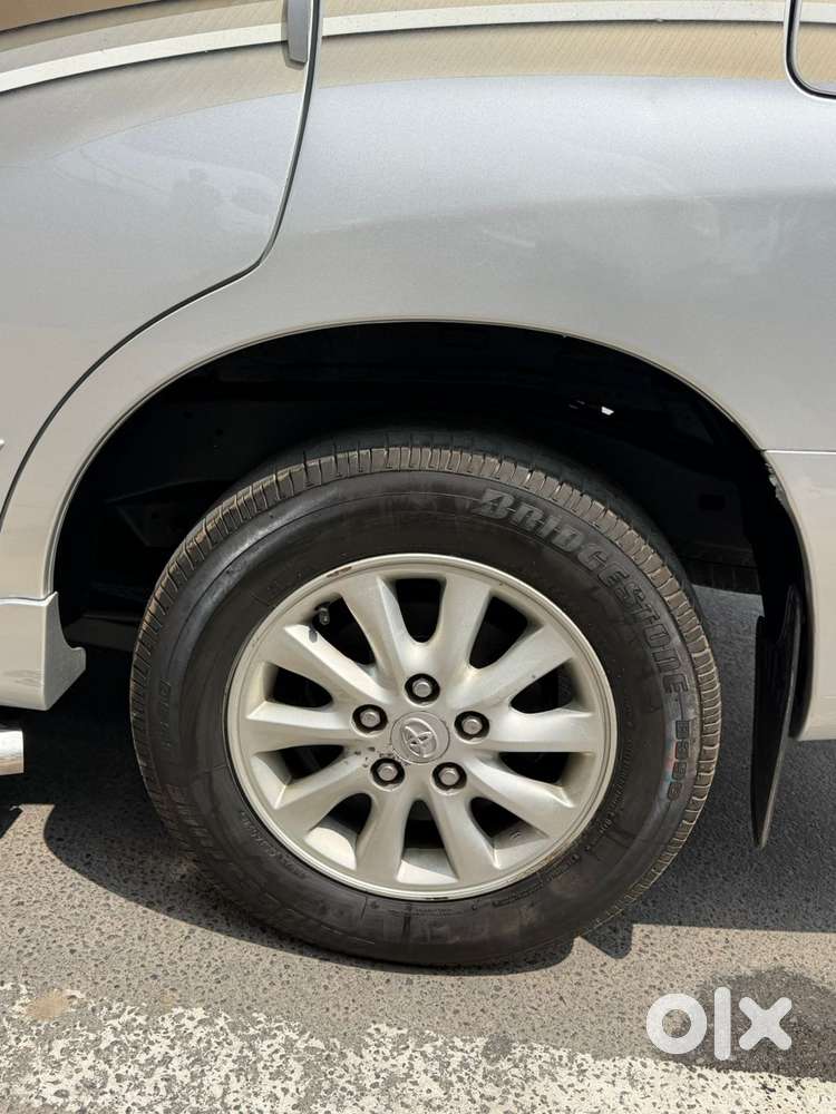 Toyota Innova 2.5 Z Diesel 7 Seater, 2014, Diesel