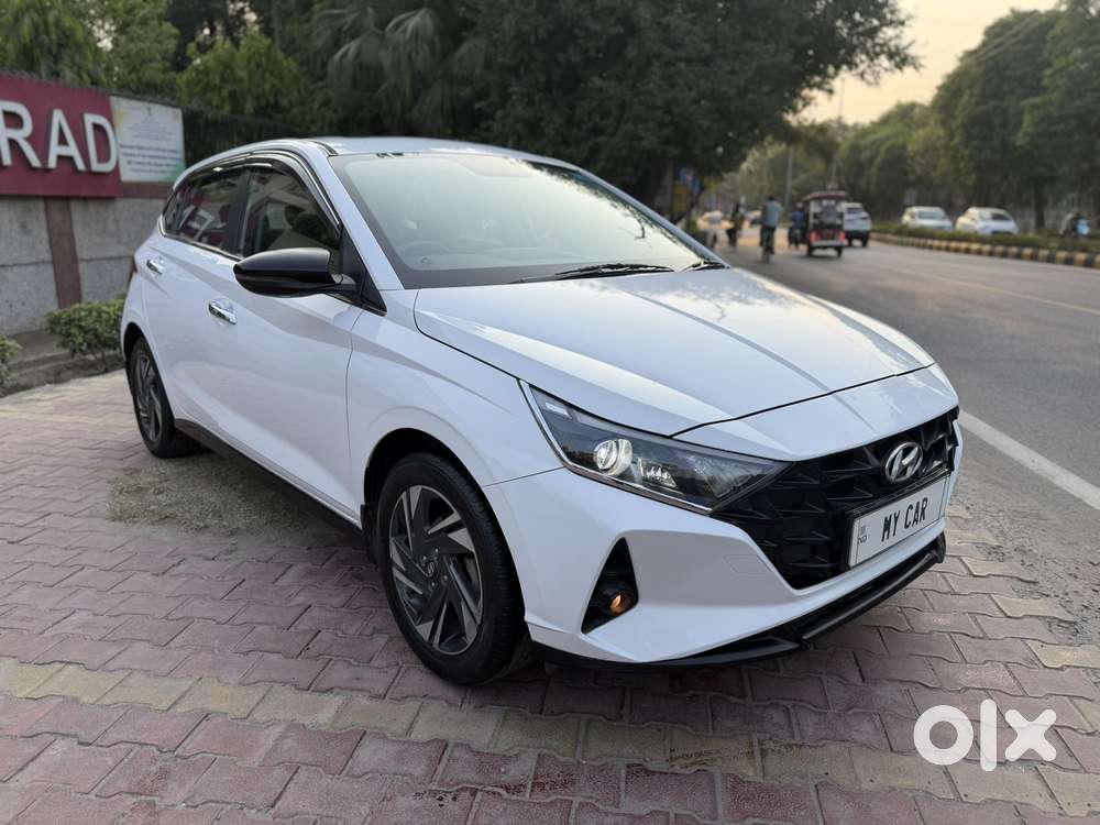 Hyundai I20 Asta Option, 2023, Petrol