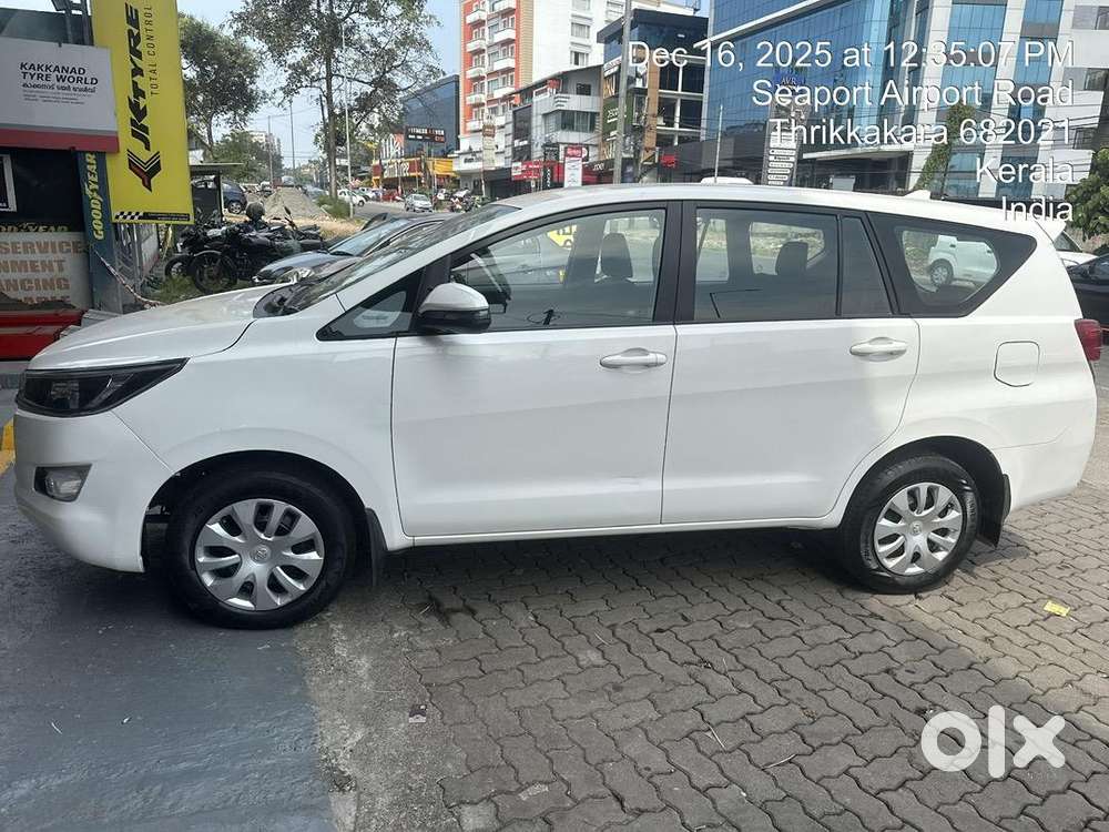 Toyota Innova Crysta 2019