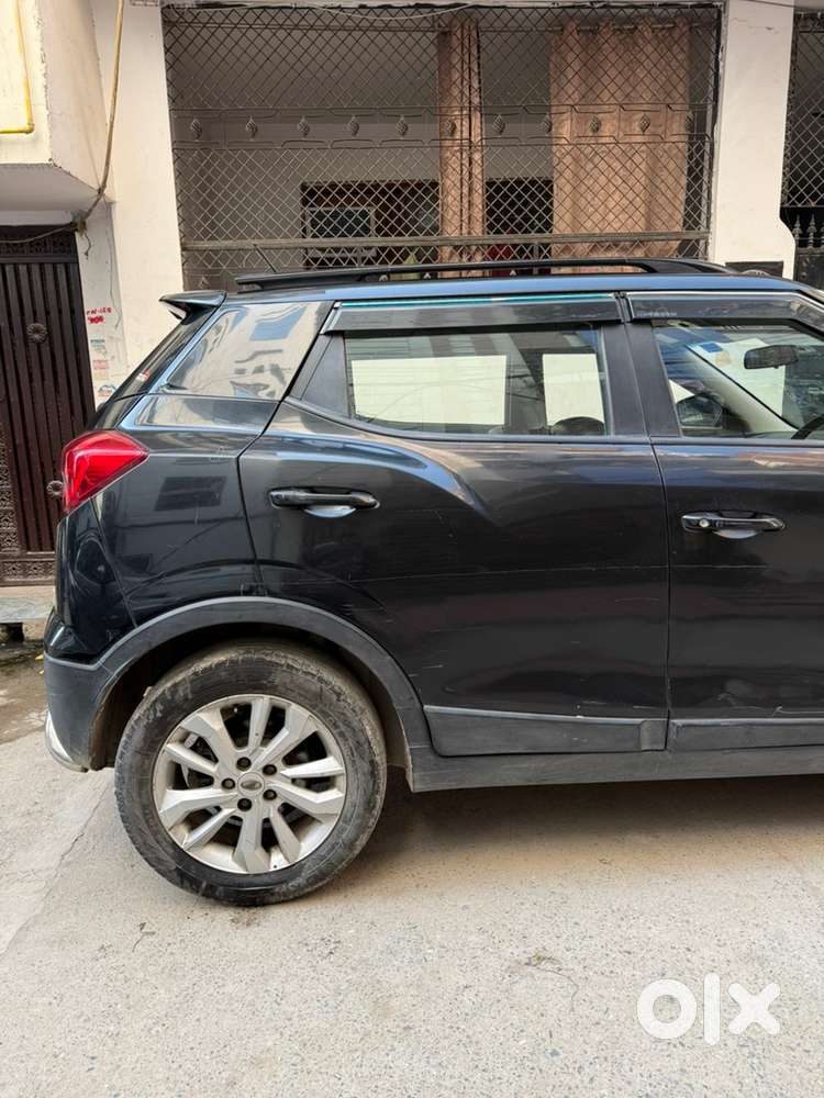 Mahindra Xuv300 2021 Petrol Well Maintained