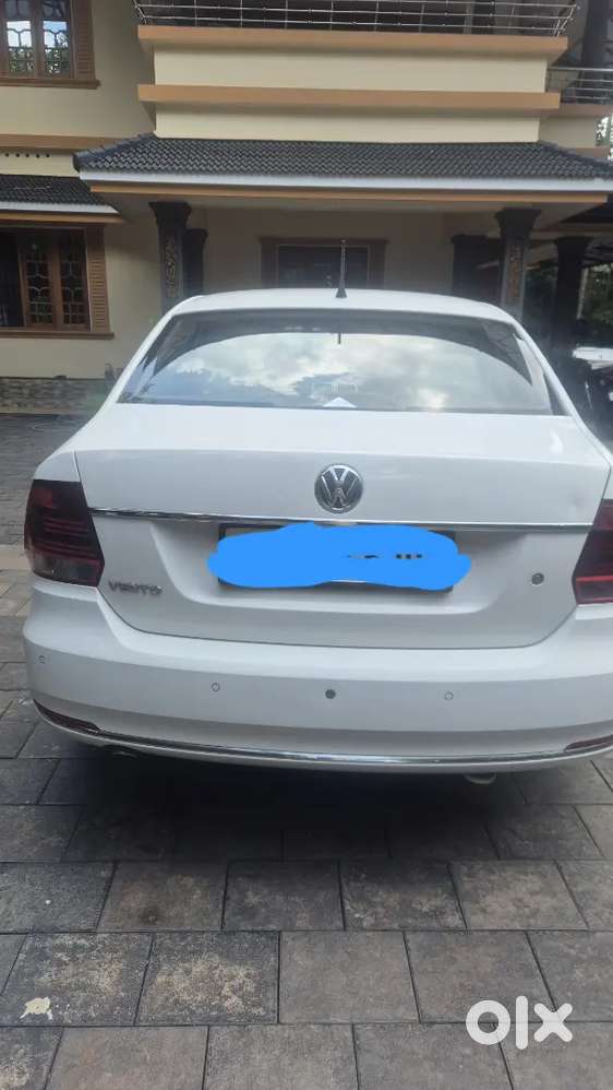 Full Clear Family Car