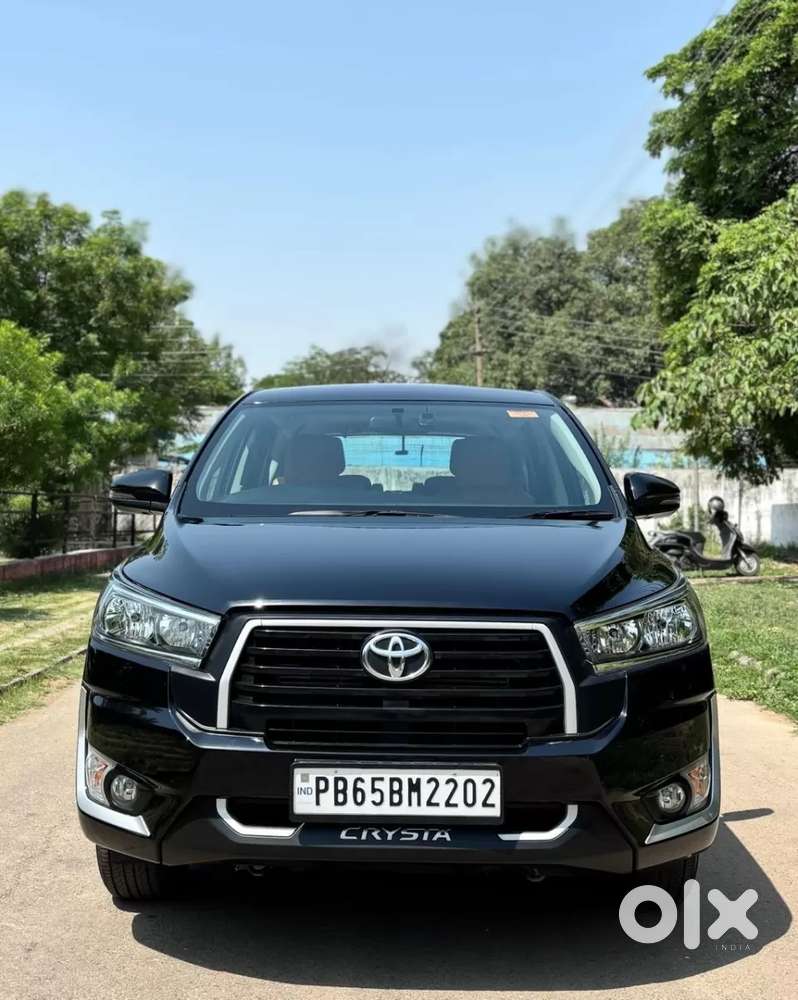 Toyota Innova Crysta 2.4 G Plus Mt 7 Str, 2024, Diesel
