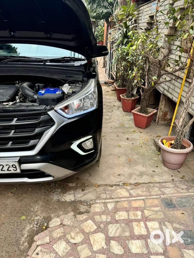 Hyundai Creta Black Diesel Dl Registered 2018- Self Use Driven