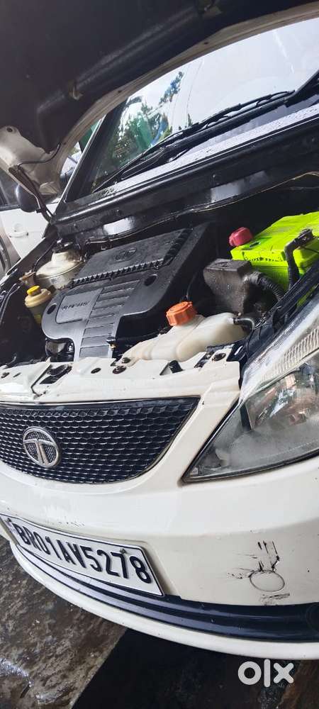 Tata Indica Vista Aura 1.3 Quadrajet (abs), 2010, Diesel