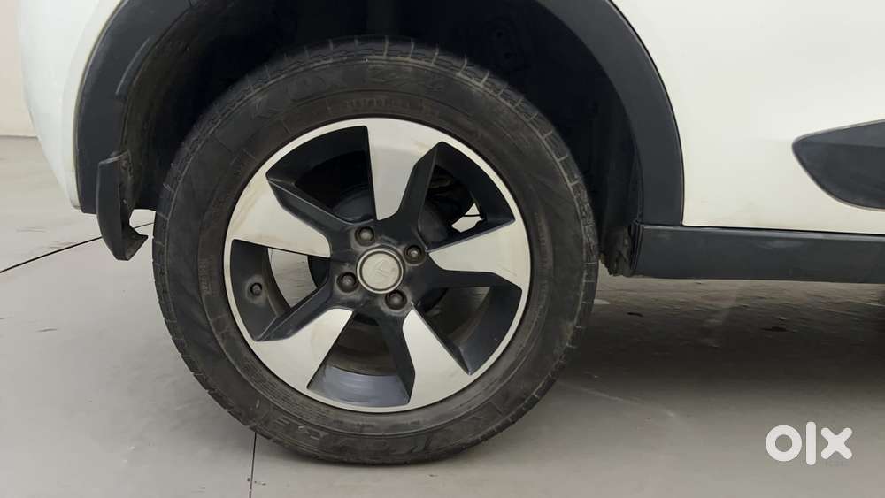 Tata Nexon 1.2 Revotron Xz Plus, 2019, Petrol