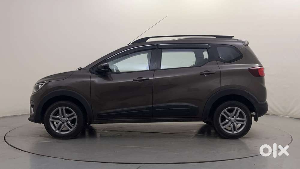 Renault Triber Rxz Easy-r Amt, 2022, Petrol