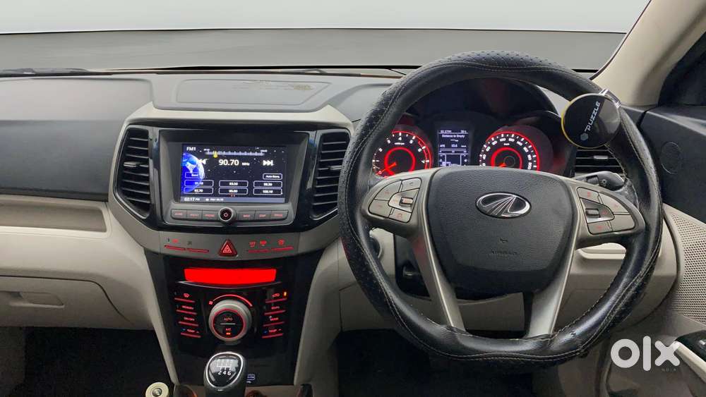 Mahindra Xuv300 W8, 2021, Petrol