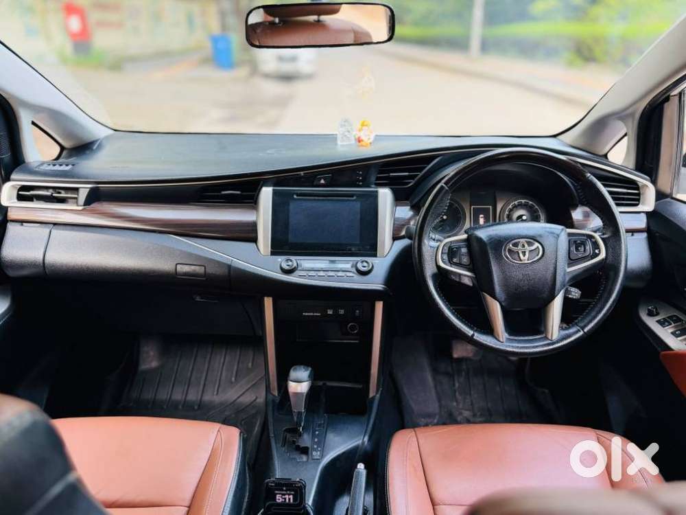 Toyota Innova Crysta 2.8 Z, 2016, Diesel