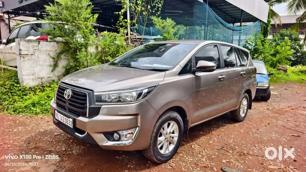 Toyota Innova Crysta 2.4 G Plus Mt 8 Str, 2020, Diesel