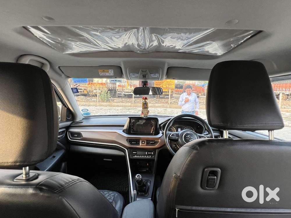Maruti Suzuki Vitara Brezza Zxi + Mt, 2023, Petrol