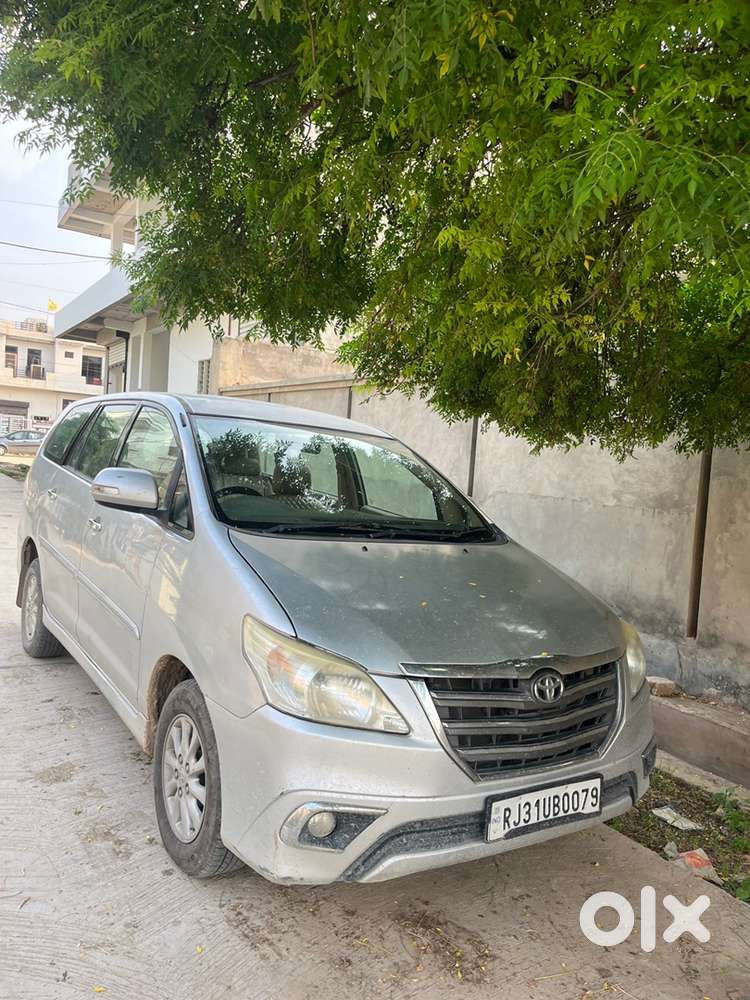 Toyota Innova Diesel 2012