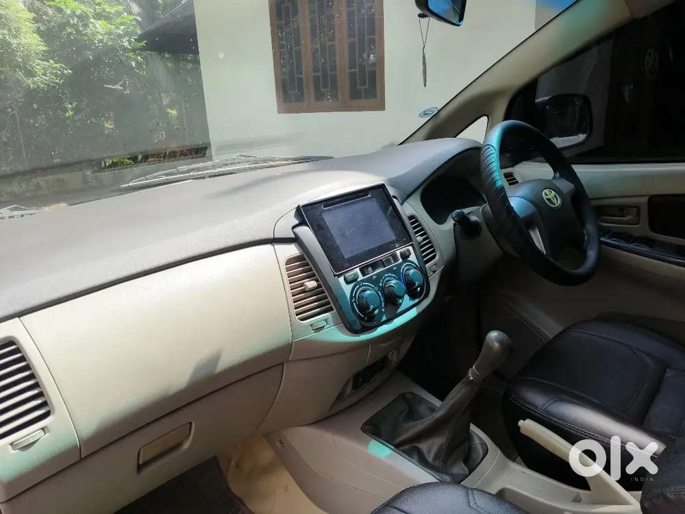 Toyota Innova 2.5 G4 2013