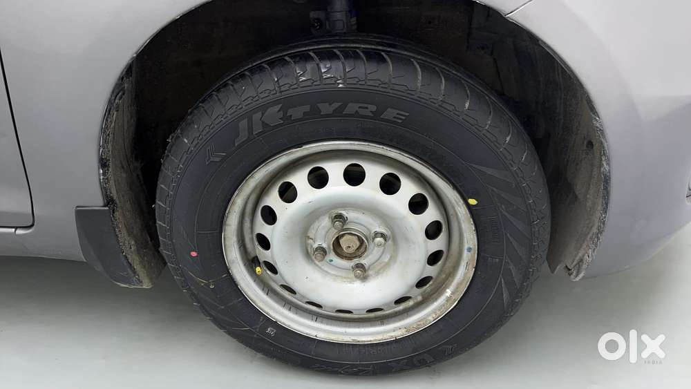 Maruti Suzuki Swift 1.2 Lxi (o), 2016, Petrol