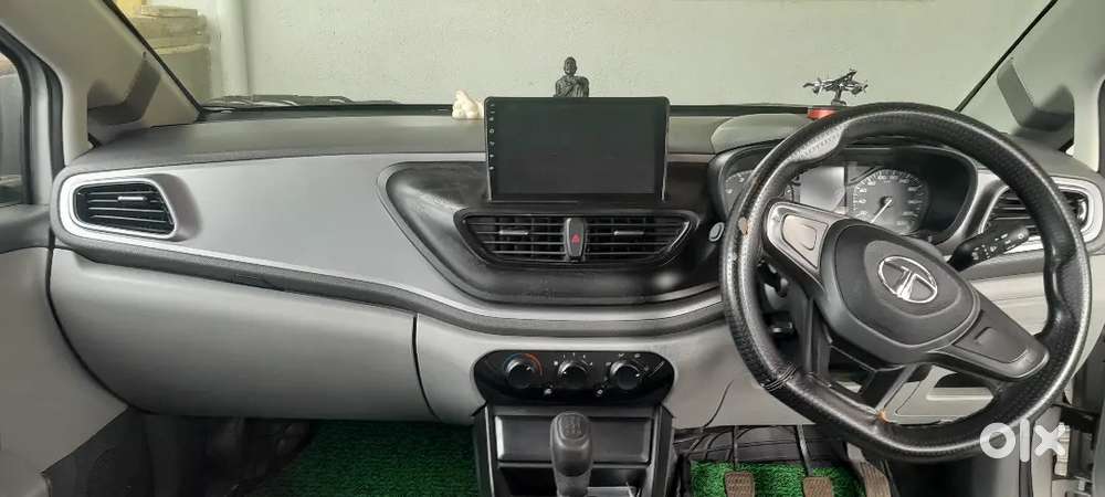 Tata Altroz 1.2 Xt 2021 Automatic Petrol