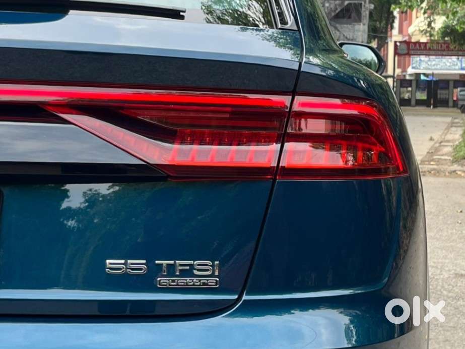 Audi Q8 3.0 Celebration Edition, 2022, Petrol