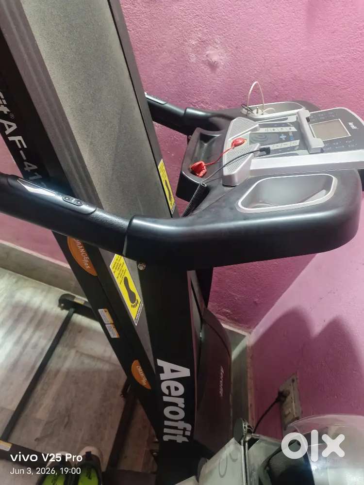 Treadmills sell