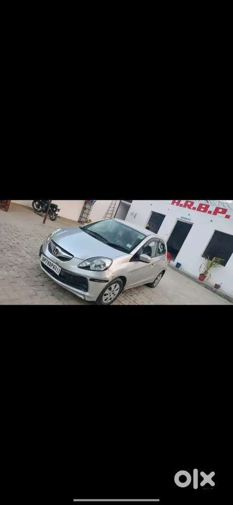 Honda Brio 2014 Petrol Well Maintained