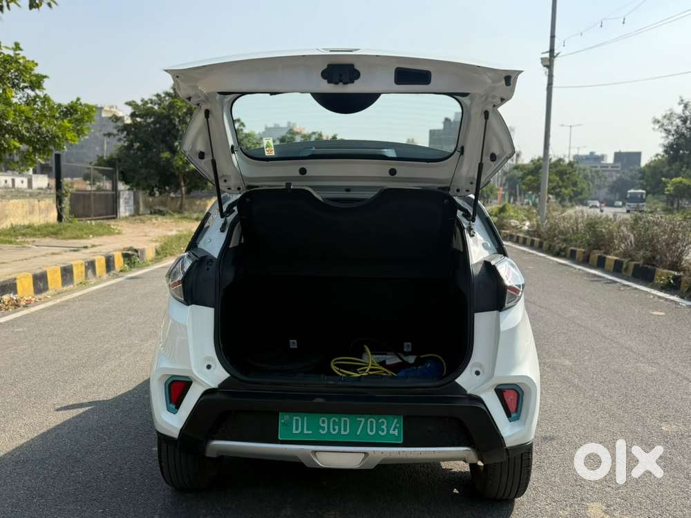Tata Nexon Ev Xz Plus, 2022, Electric
