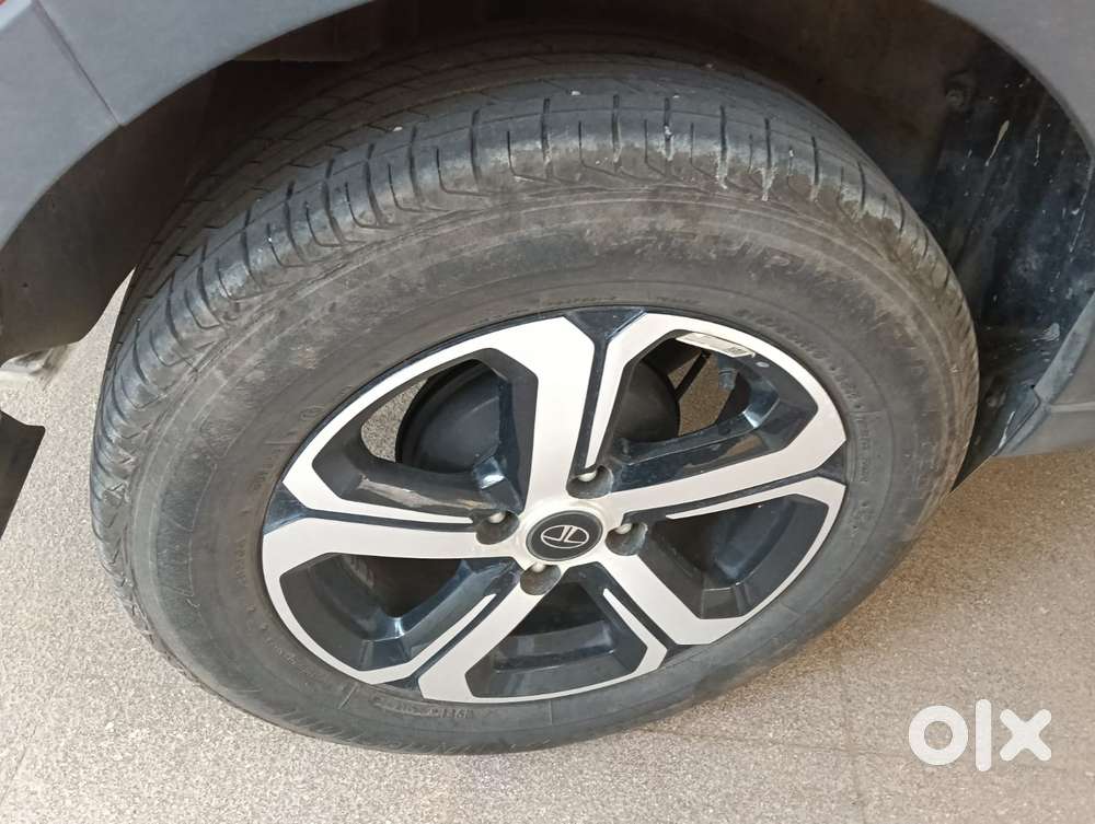 Tata Nexon 1.2 Revotron Xza Plus (o) Amt, 2023, Petrol