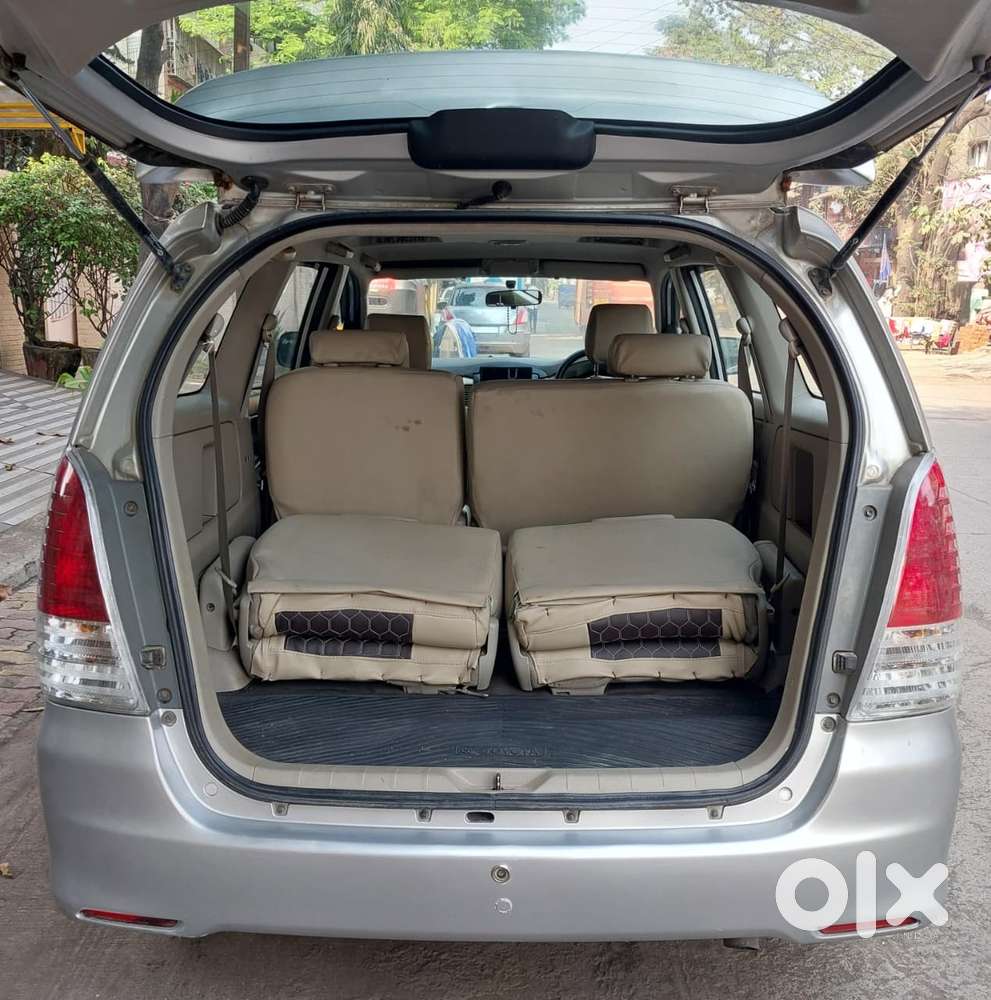 Toyota Innova 2.5 G (diesel) 8 Seater Bs Iv, 2010, Diesel