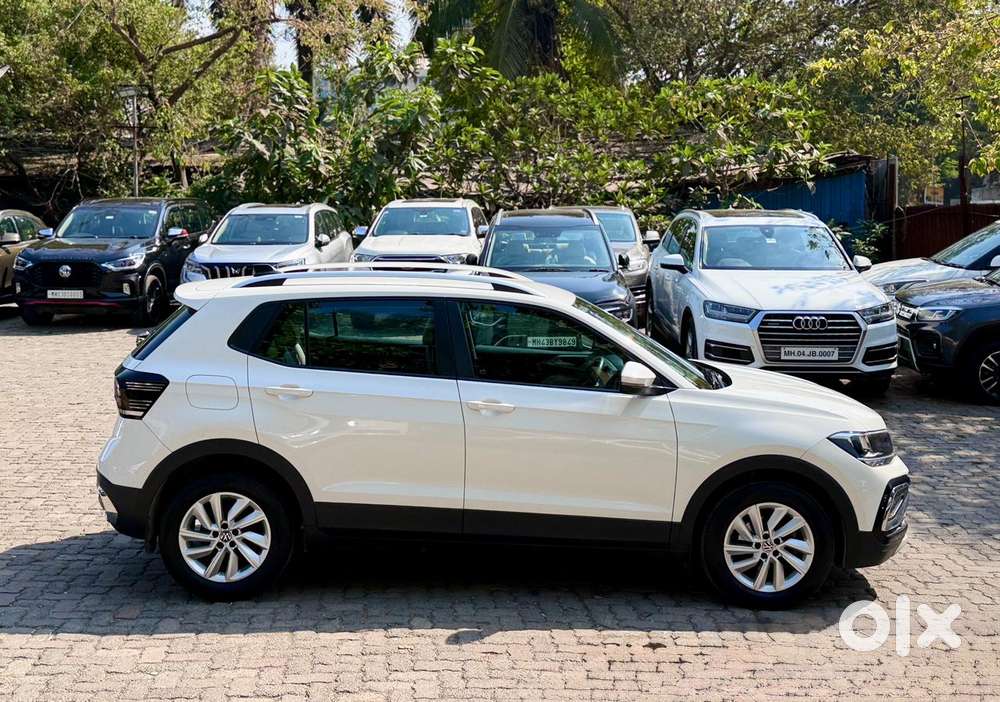 Volkswagen Taigun 1.0 Tsi Highline At, 2023, Petrol