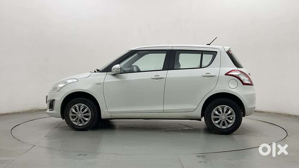 Maruti Suzuki Swift Vvt Vxi, 2016, Petrol