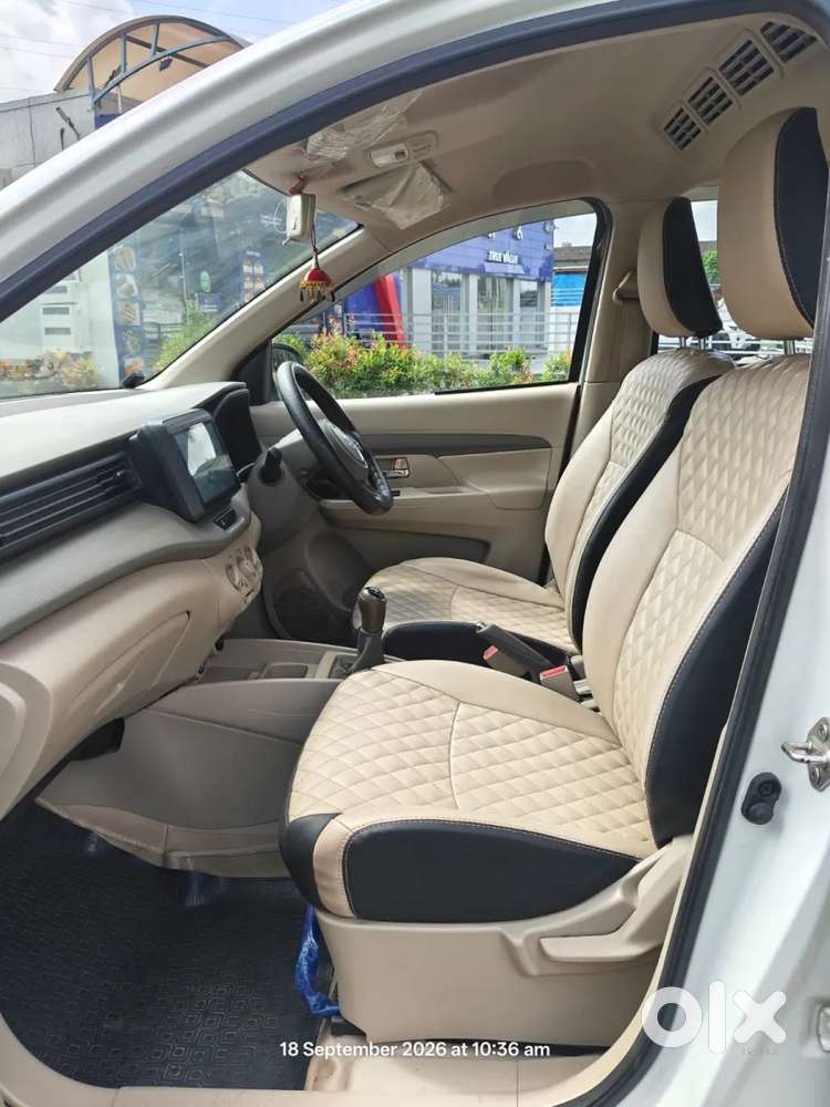 Maruti Suzuki Ertiga 1.5 Vxi, 2021, Petrol