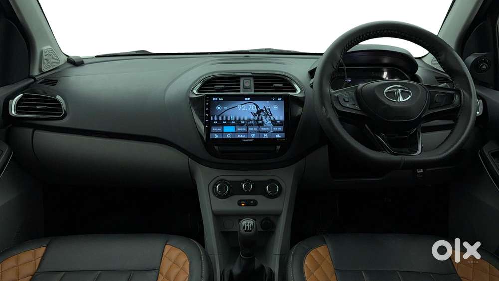 Tata Tiago 1.2 Revotron Xt, 2022, Petrol