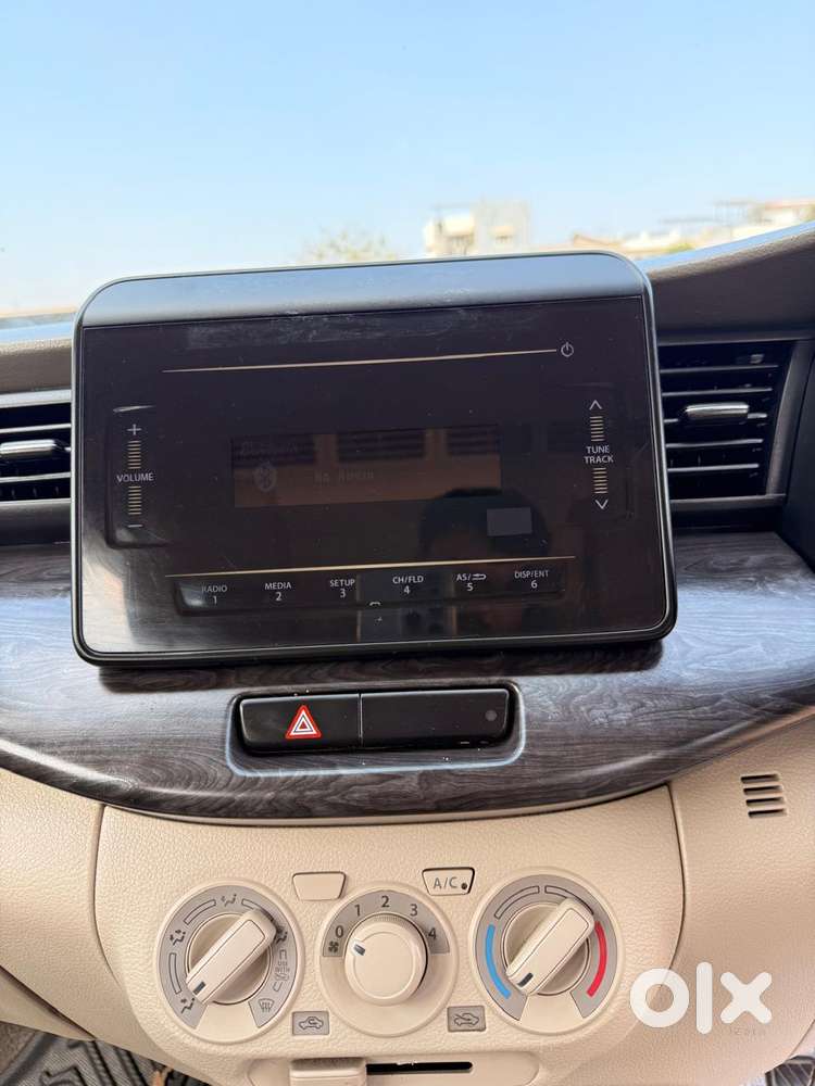 Maruti Suzuki Ertiga Vxi (o) Cng, 2023, Cng & Hybrids