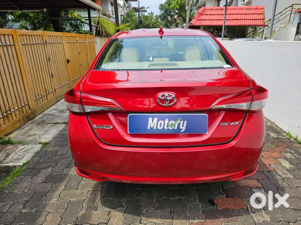 Toyota Yaris Vx Cvt, 2020, Petrol