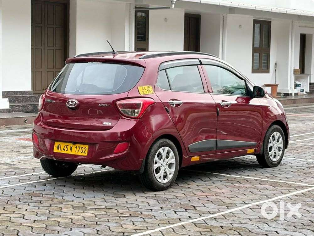 Hyundai Grand I10 Sportz, 2013, Petrol