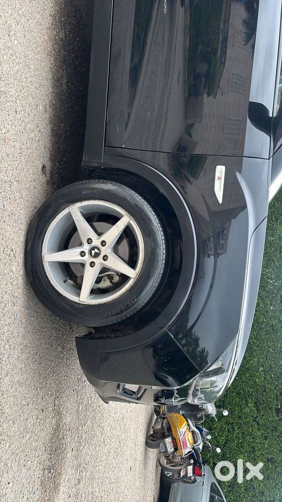 Mahindra Xuv300 W6 Diesel, 2023, Diesel