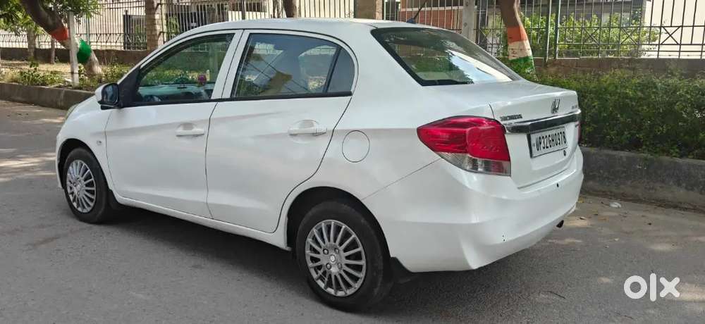 Sari Chijen Working Mein Hai