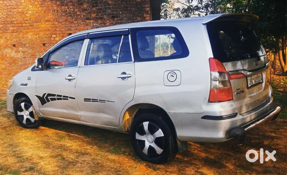 Toyota Innova Hycross 2012 Diesel Car