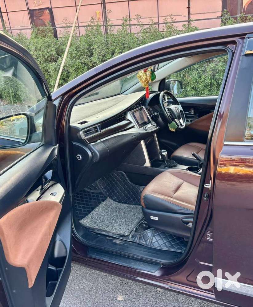 Toyota Innova Crysta 2.8 Z, 2018, Diesel