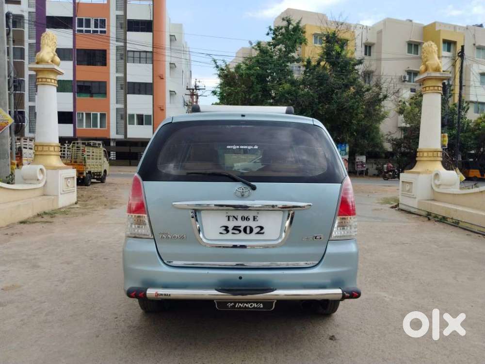 Toyota Innova 2.5 G (diesel) 8 Seater, 2011, Diesel