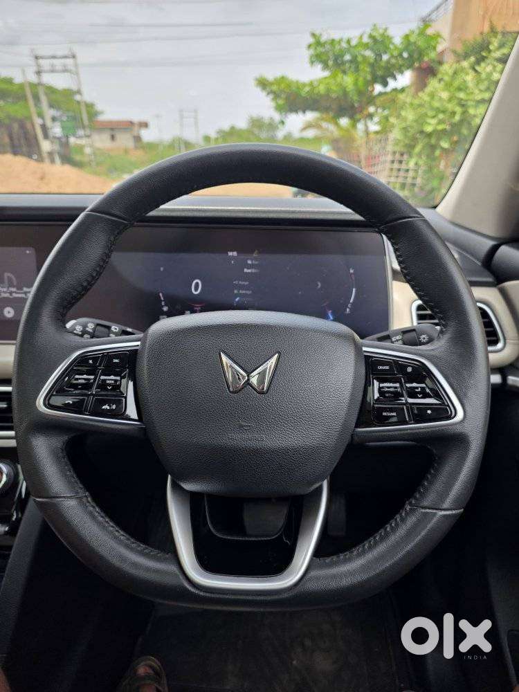 Mahindra Xuv700 Ax7 Luxury Pack Awd, 2022, Diesel