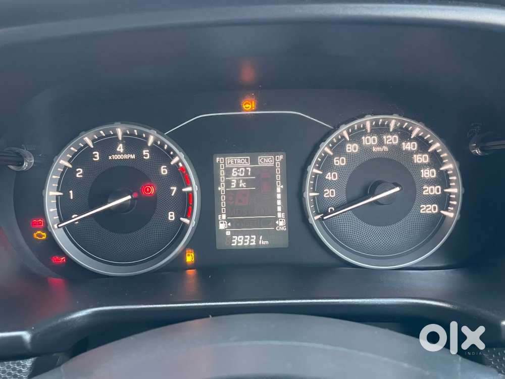 Maruti Suzuki Brezza 1.5 Vxi Cng, 2024, Cng & Hybrids