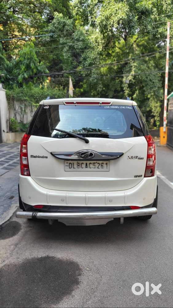 Mahindra Xuv500 W10 2016  Top Model  Sunroof  Excellent Condition