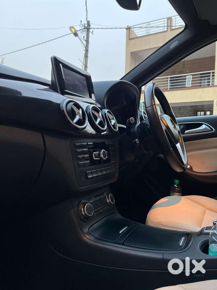 Mercedes-benz B Class 180 Sportz Petrol, 2013