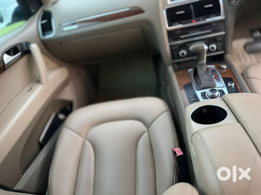 Audi Q7 2012 Well Maintained